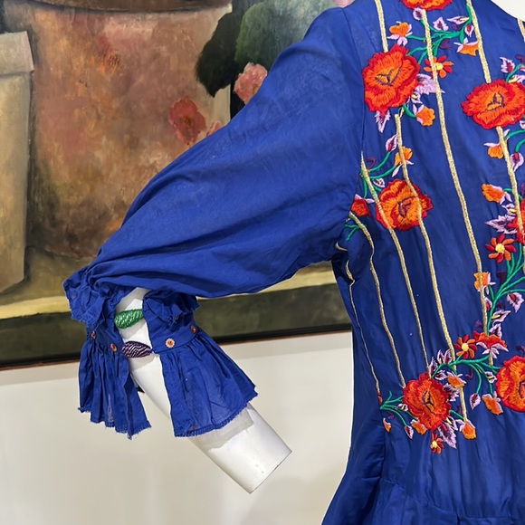 Embroidered tunic - Picture 8 of 15